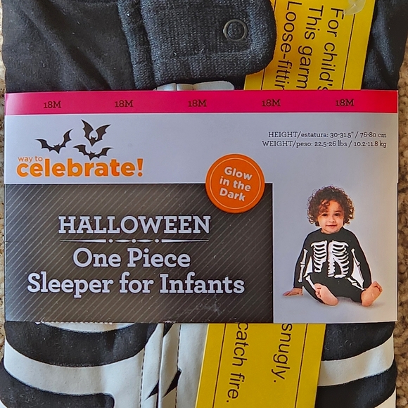 Way to Celebrate Other - NWT Way to Celebrate Glow in the Dark Skeleton Sleeper Size 18 Months